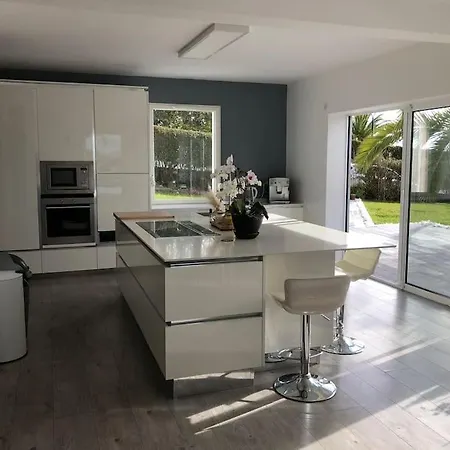 Nyaraló Maison Avec Piscine Chauffee